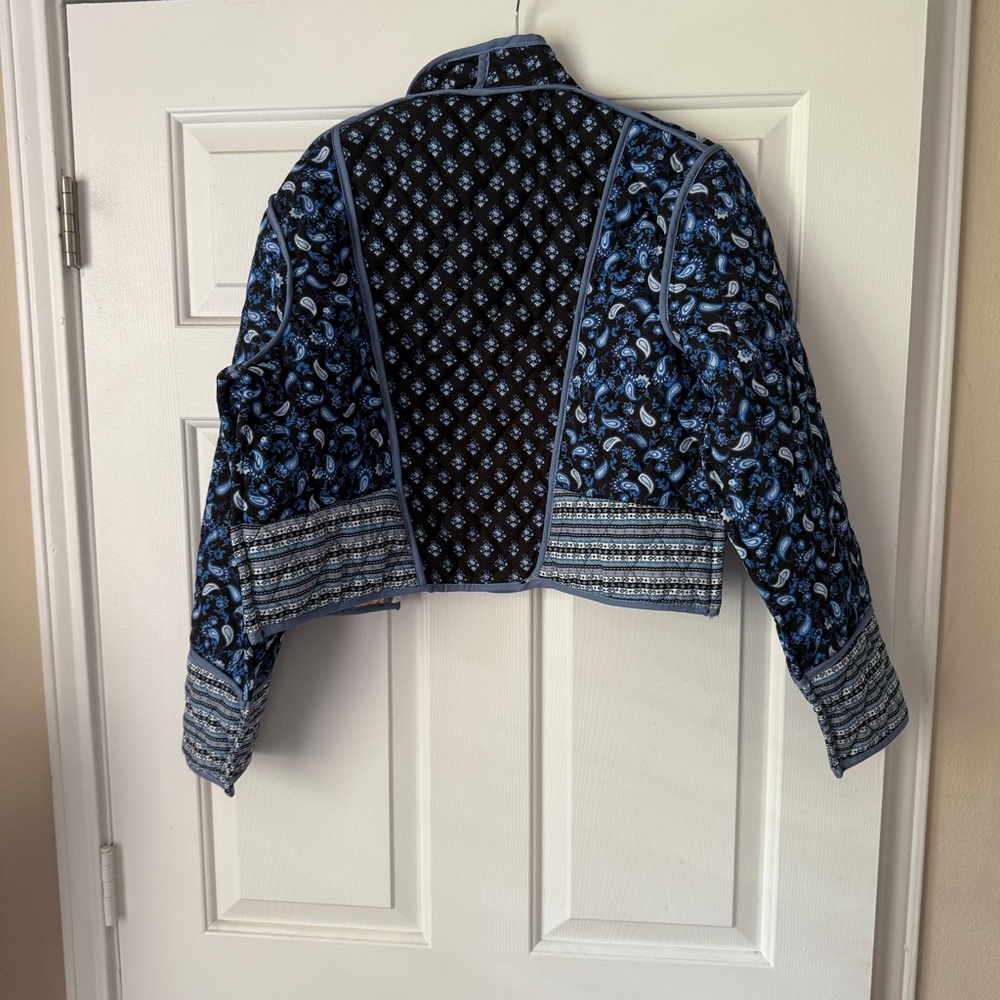 Reversible Quilted Cropped Patterned Jacket - image 6